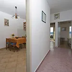 Panorama Apartment *